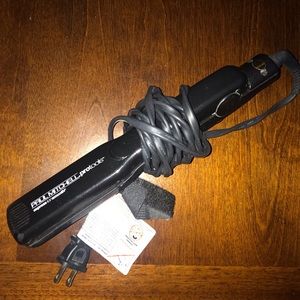 Paul Mitchell Flat iron